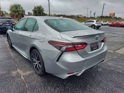 2021 Toyota Camry SE