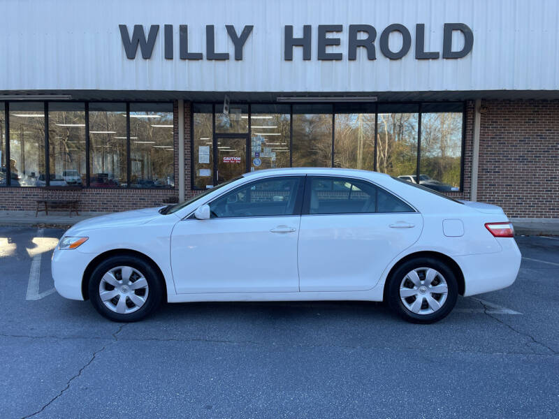 2007 Toyota Camry for sale at Willy Herold Automotive in Columbus GA