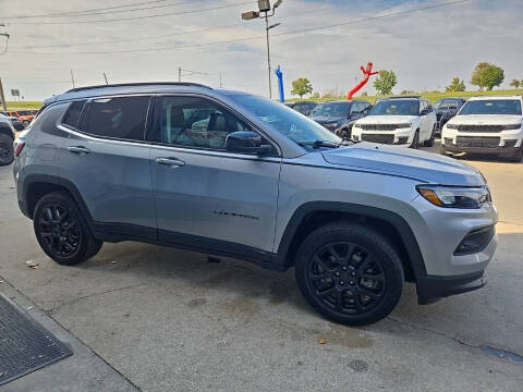 2022 Jeep Compass Latitude Lux