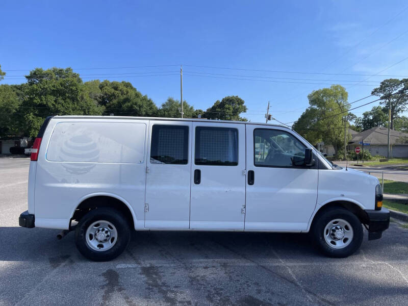 2018 Chevrolet Express 2500