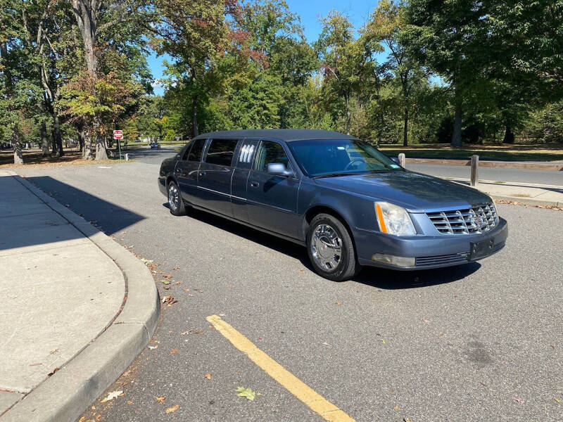 2011 Cadillac DTS Pro Coachbuilder Limo