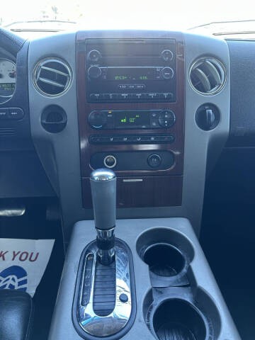 2006 Ford F-150 Lariat