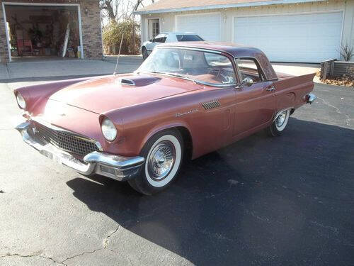 1957 Ford Thunderbird