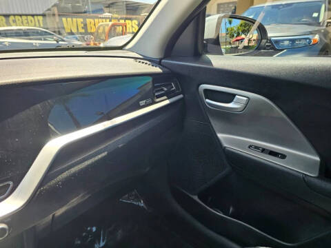 2020 Kia Niro LX