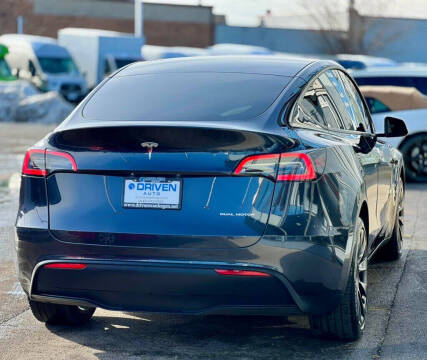 2024 Tesla Model Y Long Range