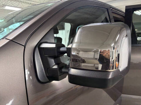 2016 Nissan Titan XD Platinum Reserve