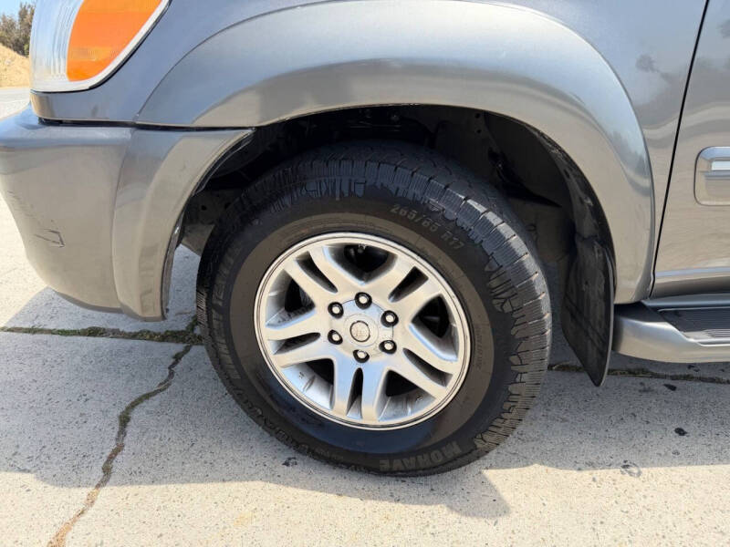 2006 Toyota Sequoia SR5