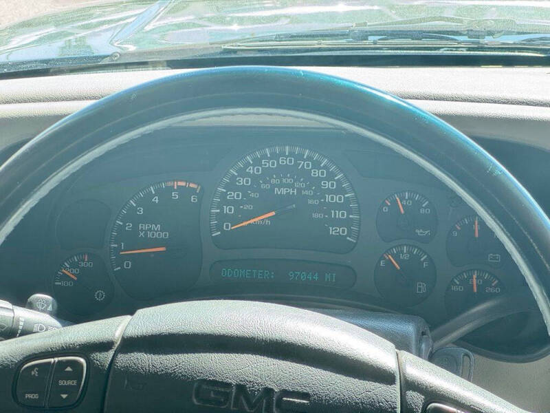 2005 GMC Sierra 2500HD