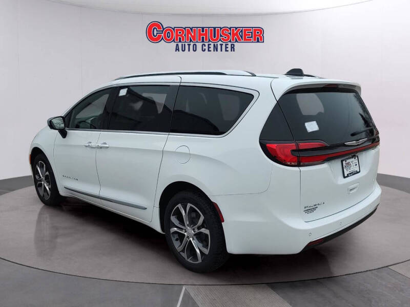 2026 Chrysler Pacifica Pinnacle