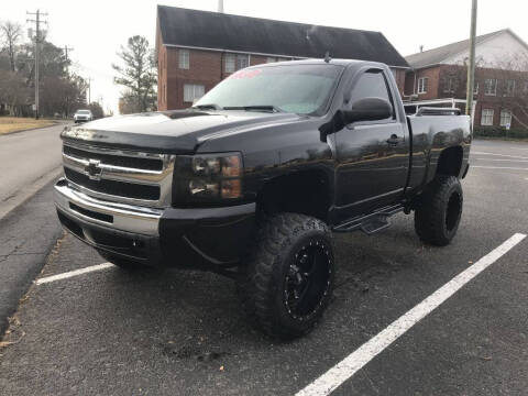 2009 Chevrolet Silverado 1500 for sale at DEALS ON WHEELS in Moulton AL