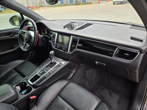 2015 Porsche Macan S