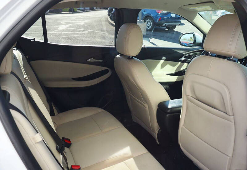 2021 Buick Encore GX Select