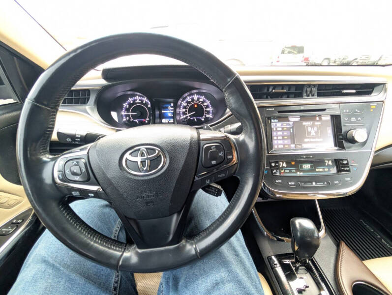 2017 Toyota Avalon XLE Premium