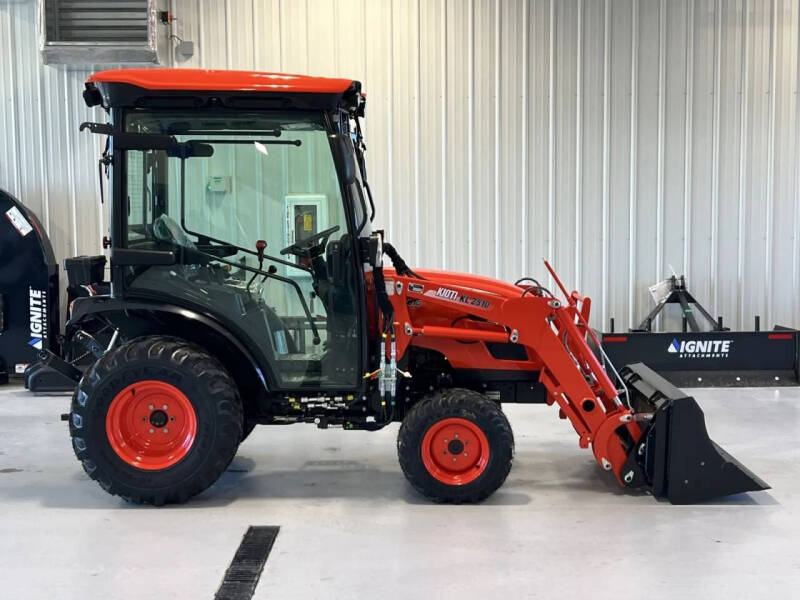 2026 Kioti CX2510HCB