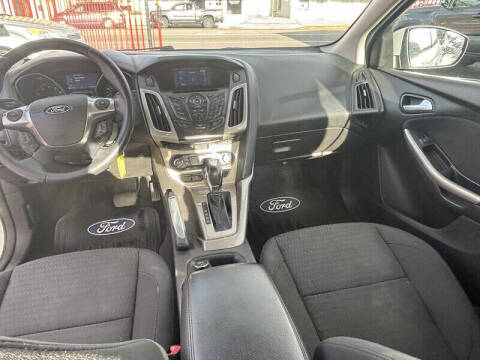 2012 Ford Focus SEL