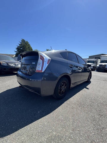 2013 Toyota Prius Three