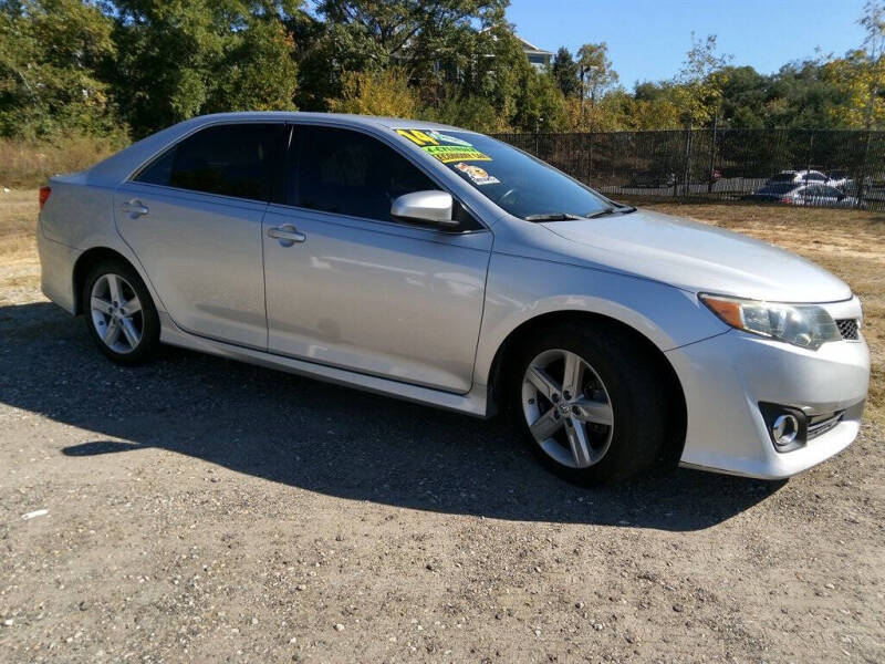 2014 Toyota Camry SE