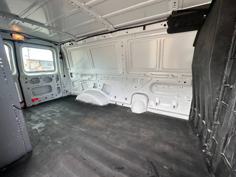 2014 Ford E-Series E-150
