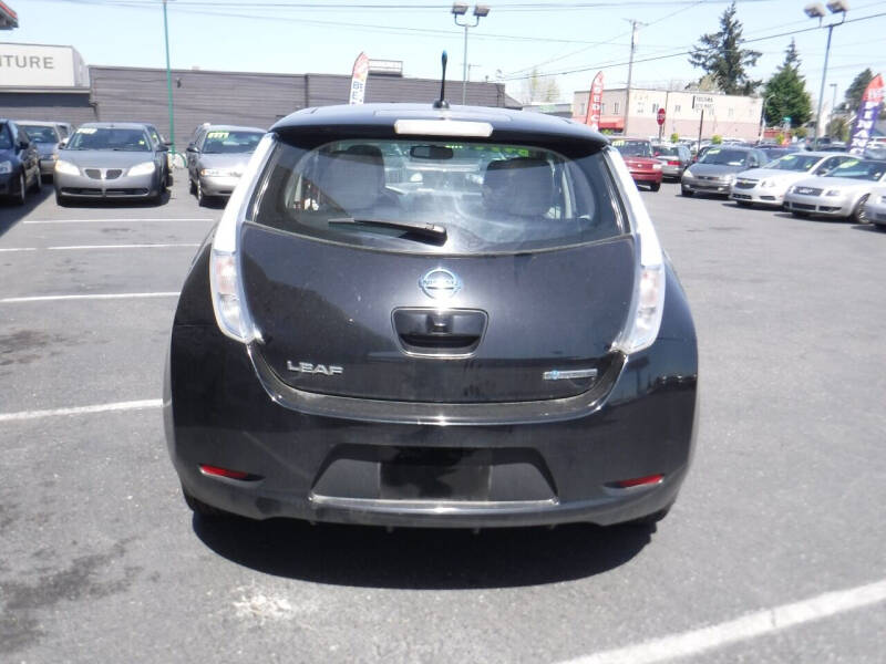 2012 Nissan LEAF