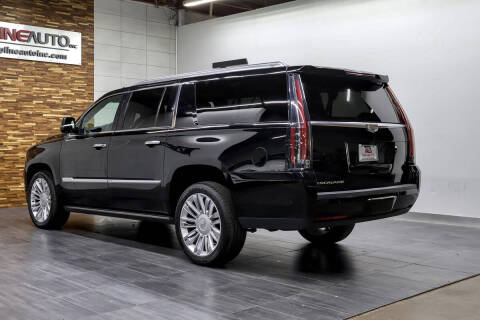 2018 Cadillac Escalade ESV Platinum