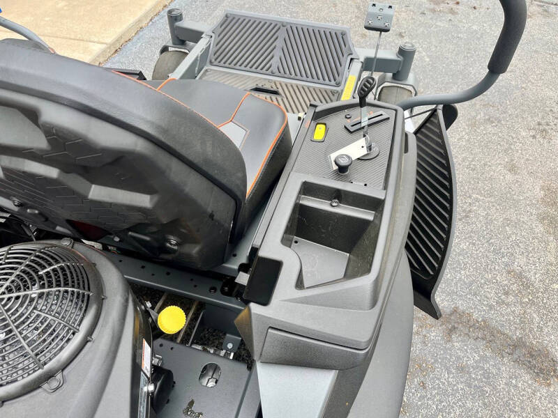 2025 Spartan Mowers Shield 42