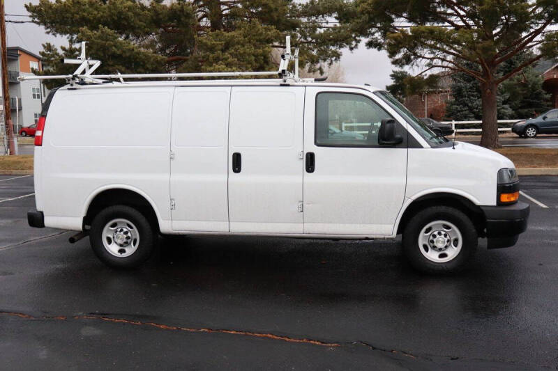 2021 Chevrolet Express 2500