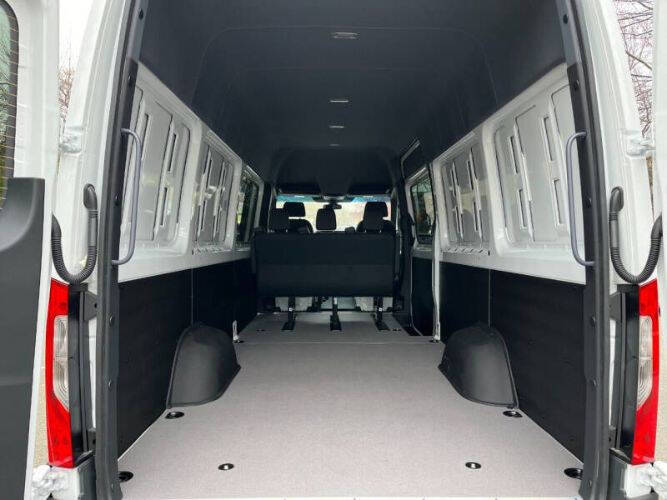 2024 Mercedes-Benz Sprinter