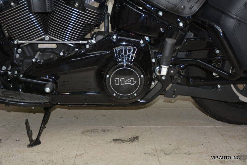 2019 Harley-Davidson FLHCS