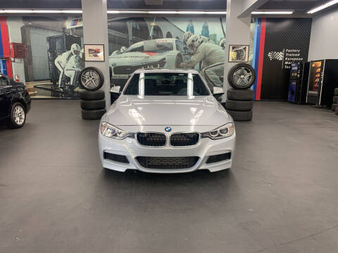 2013 BMW 3 Series for sale at Autobahn Motorsports in Willow Grove PA