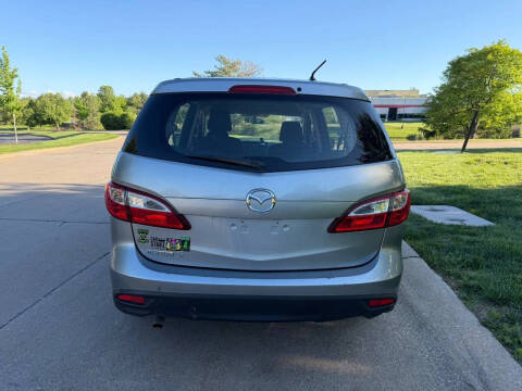 2013 Mazda MAZDA5 Sport