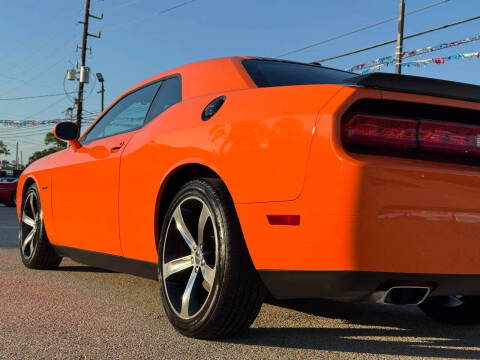 2014 Dodge Challenger R/T Shaker Package