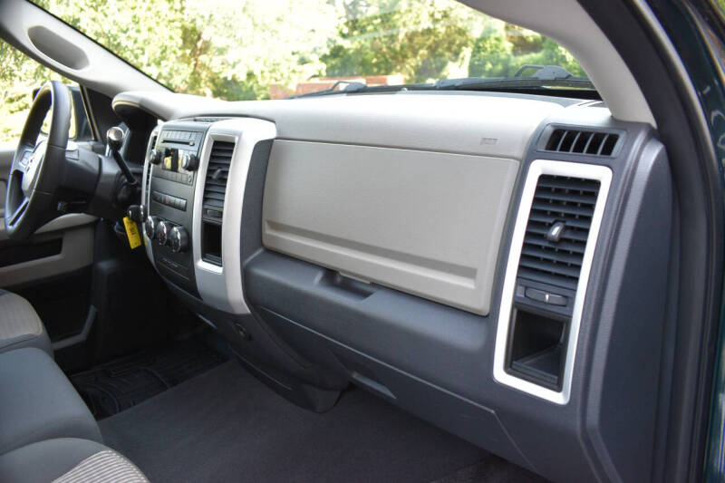 2011 RAM 1500 ST