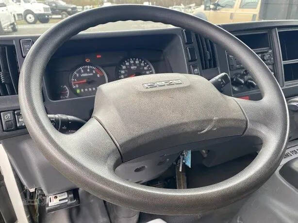 2019 Isuzu NPR-HD