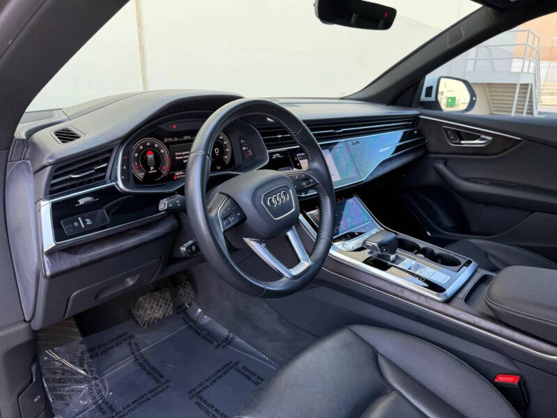2019 Audi Q8 quattro Prestige 55 TFSI