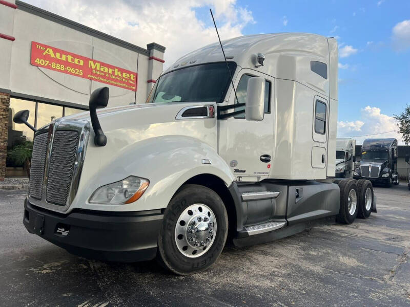 2018 Kenworth T680 for sale at The Auto Market Sales & Services Inc. in Orlando FL