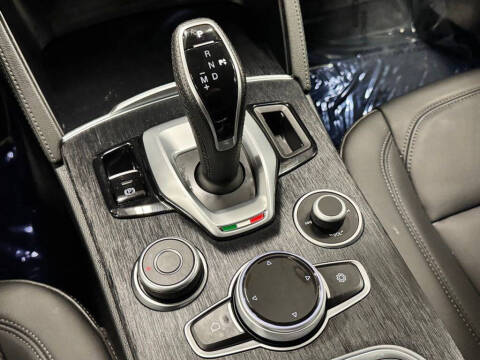 2023 Alfa Romeo Stelvio Sprint