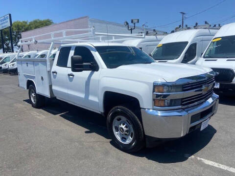 2015 Chevrolet Silverado 2500HD for sale at Auto Wholesale Company in Santa Ana CA