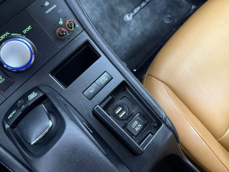 2011 Lexus CT 200h Premium