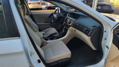 2017 Honda Accord EX