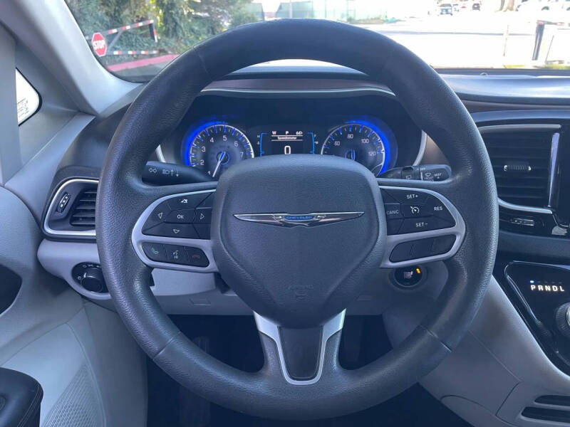 2017 Chrysler Pacifica Touring