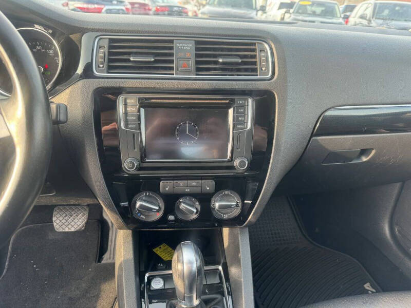 2016 Volkswagen Jetta