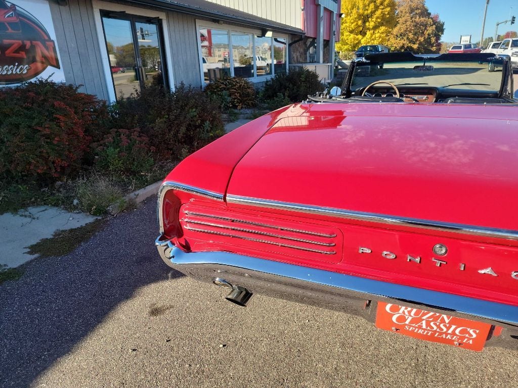 1966 Pontiac GTO 71