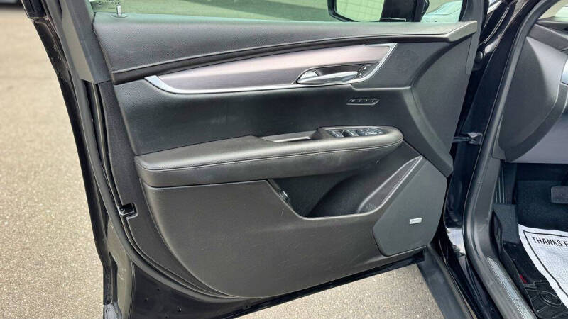 2017 Cadillac XT5 Premium Luxury