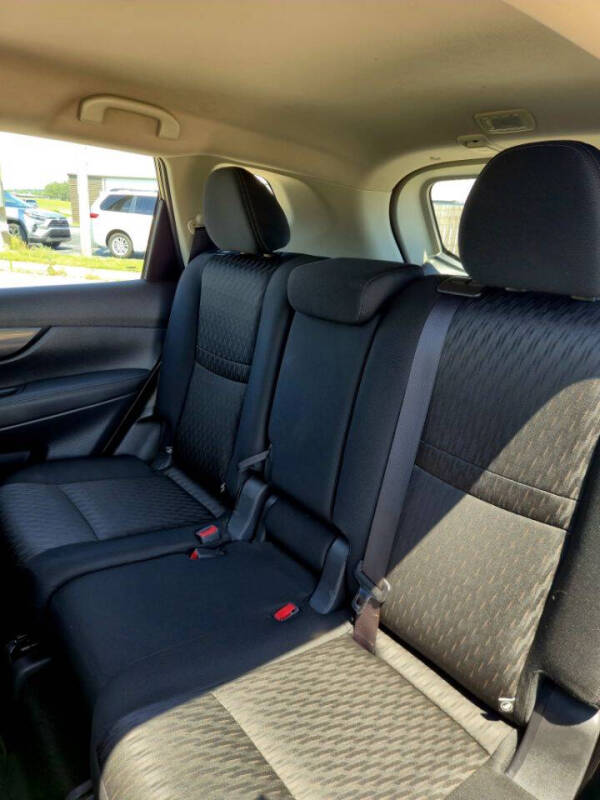 2017 Nissan Rogue S
