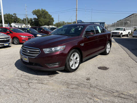 2018 Ford Taurus SEL