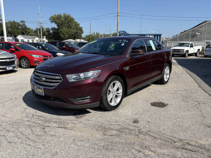 2018 Ford Taurus SEL