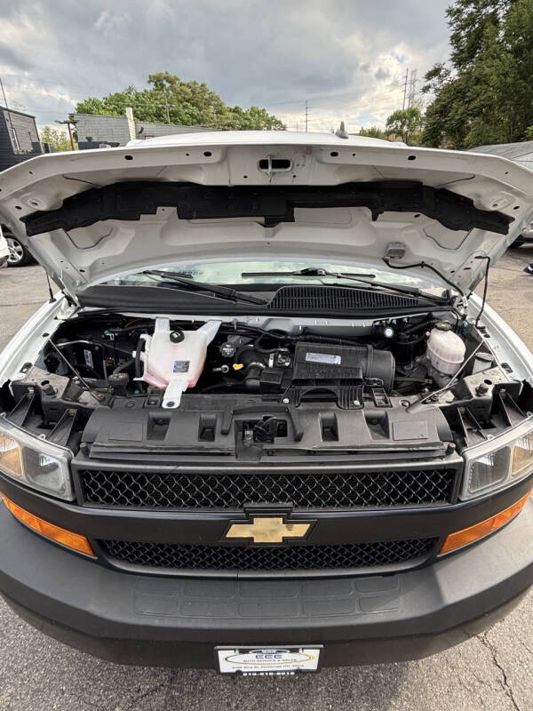 2020 Chevrolet Express 3500