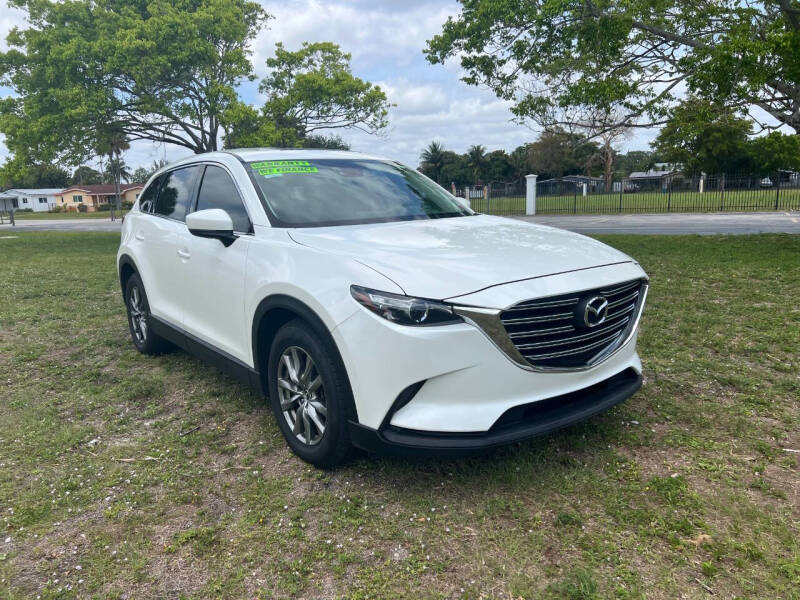 2017 Mazda CX-9 Touring's photo