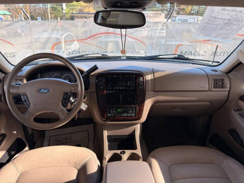 2004 Ford Explorer Limited