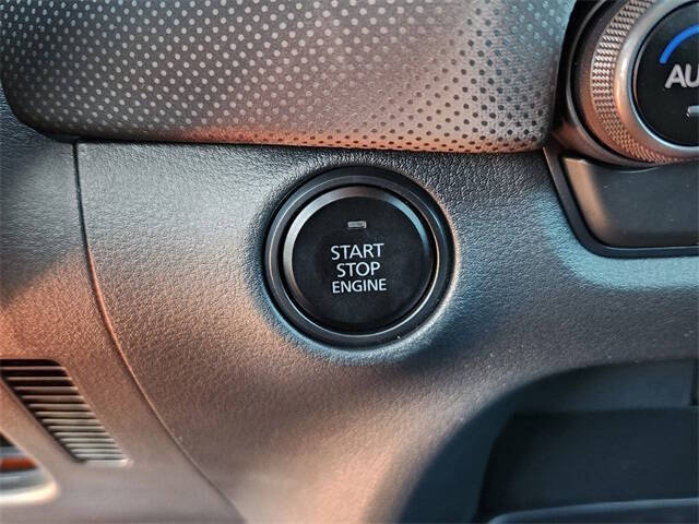 2025 Mazda CX-50 2.5 S Select